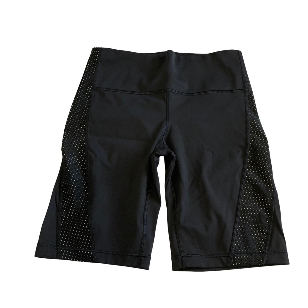 Athleta Hiit It 9” Bike Short Size Small‎